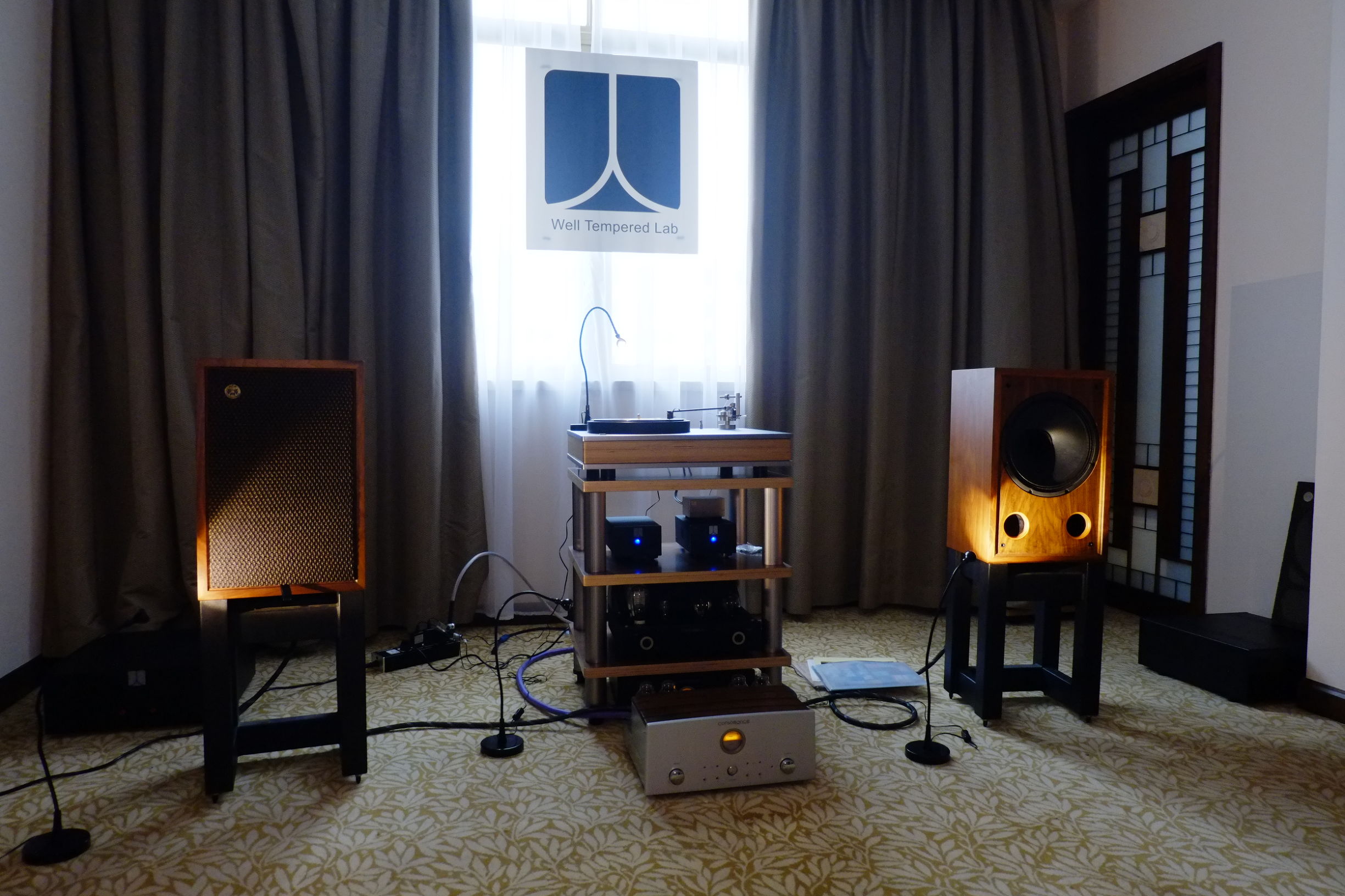 世界顶级音响博览会,世界顶级汽车音响展