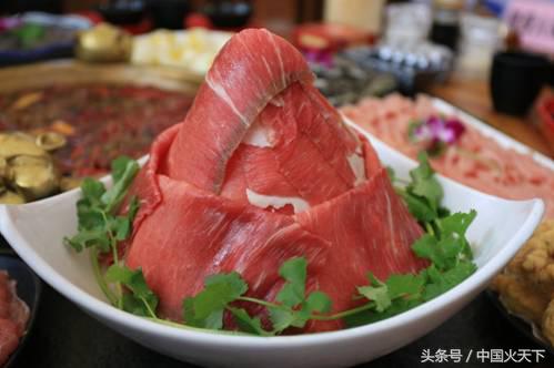 送福利！有人拍月亮有人在丢书，还不如请你吃顿火锅来的实在！