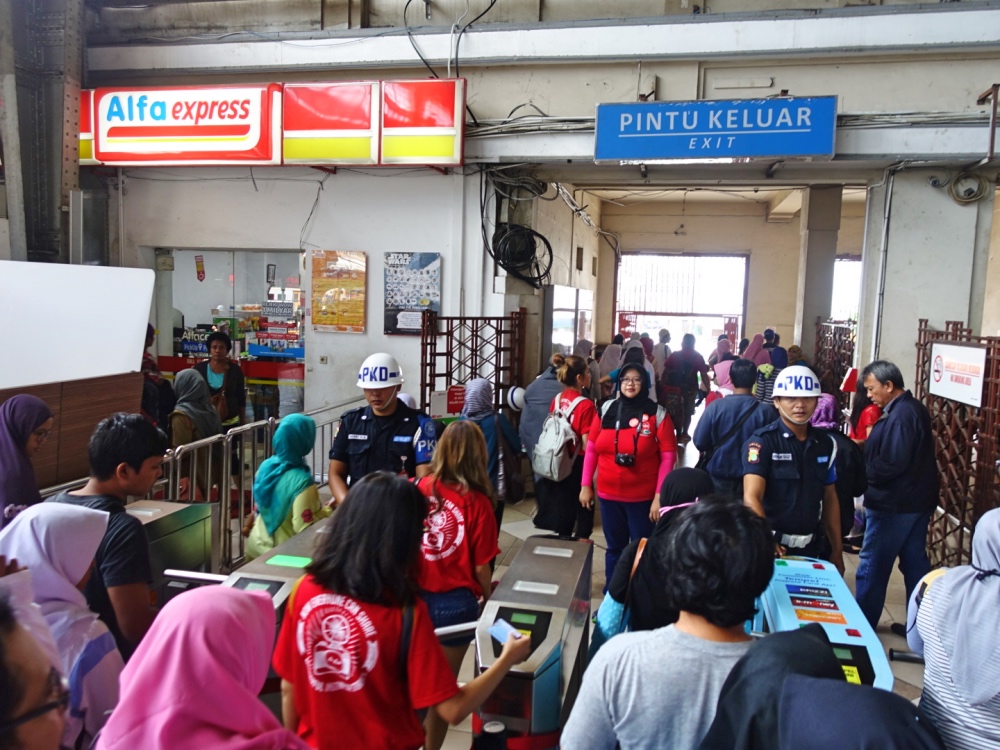 印尼首都雅加达危险吗,印尼巴厘岛安全吗