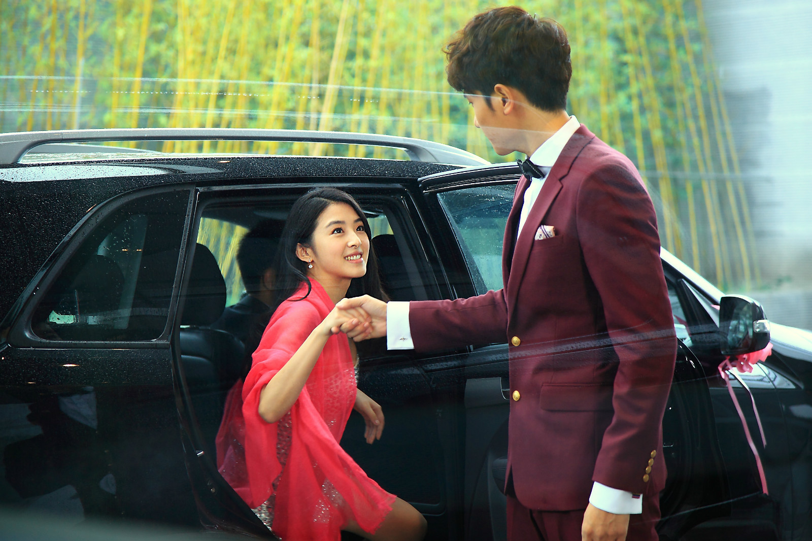 虽然和张含韵配一脸，但看这两部剧时觉得彭冠英和张子萱更登对哦