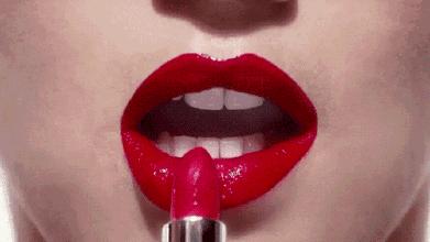 为什么女生喜欢囤积化妆品,女生为什么就喜欢囤化妆品