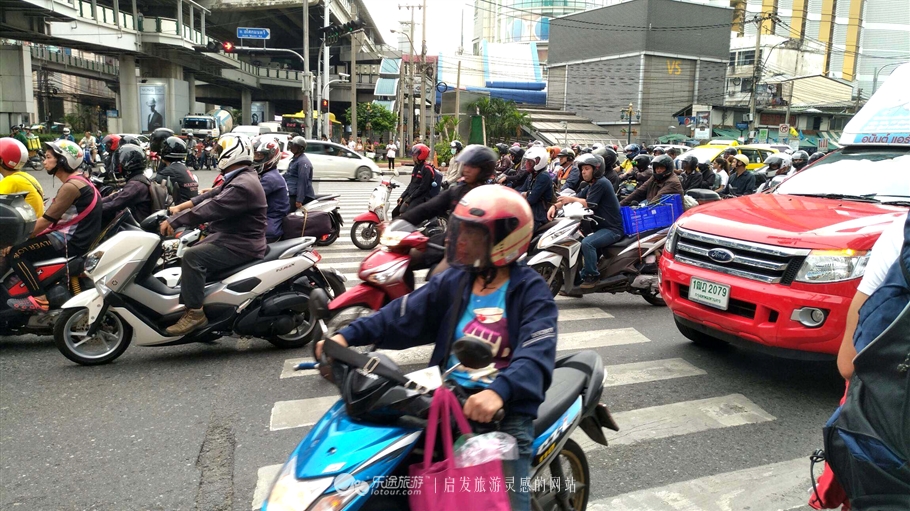 从泰北到泰南，如何优雅地买买买？