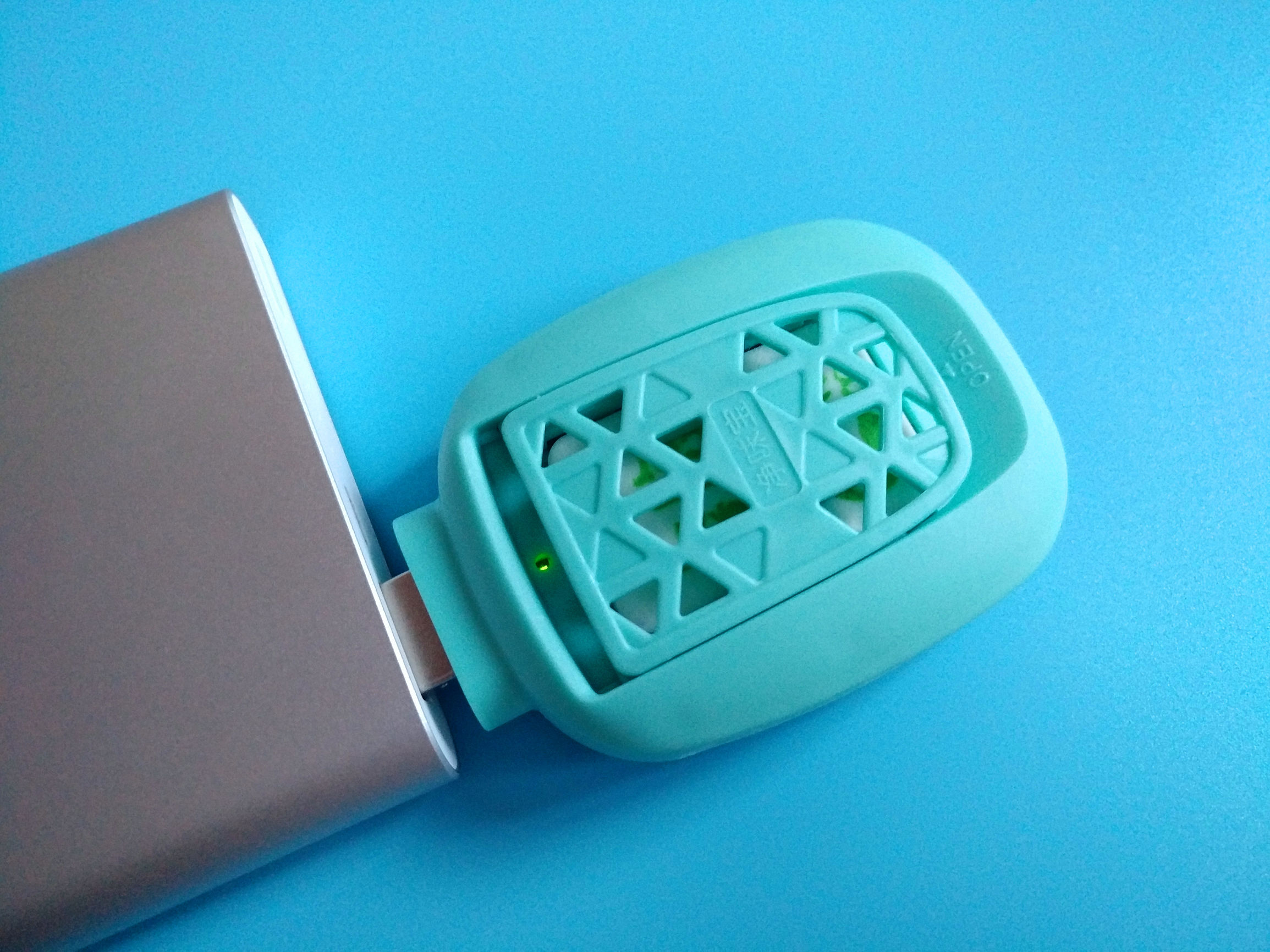 移动便携空气净化器安逸宝除甲醛净味宝评测