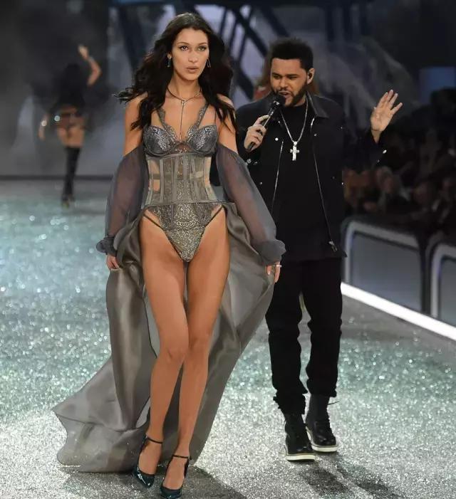 维密秀中国四美走秀,16年维密中国风