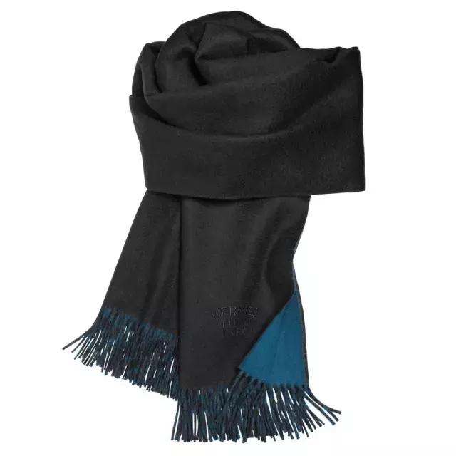 杨幂同款蓝色围巾,杨幂最新同款围巾