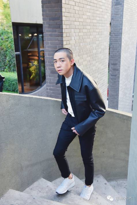 俞灏明烧伤后恢复了吗,被烧伤前的俞灏明照片