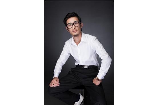 合肥现代商业空间装修案例,苹果装修设计