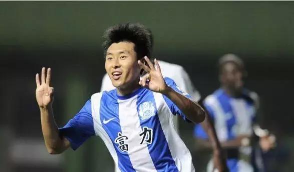 苏宁足球对恒大,足球真的仅仅是一项运动吗