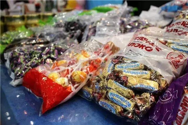 明天别睡懒觉和乌鲁木齐晚报君一起逛且逛且冬博会去