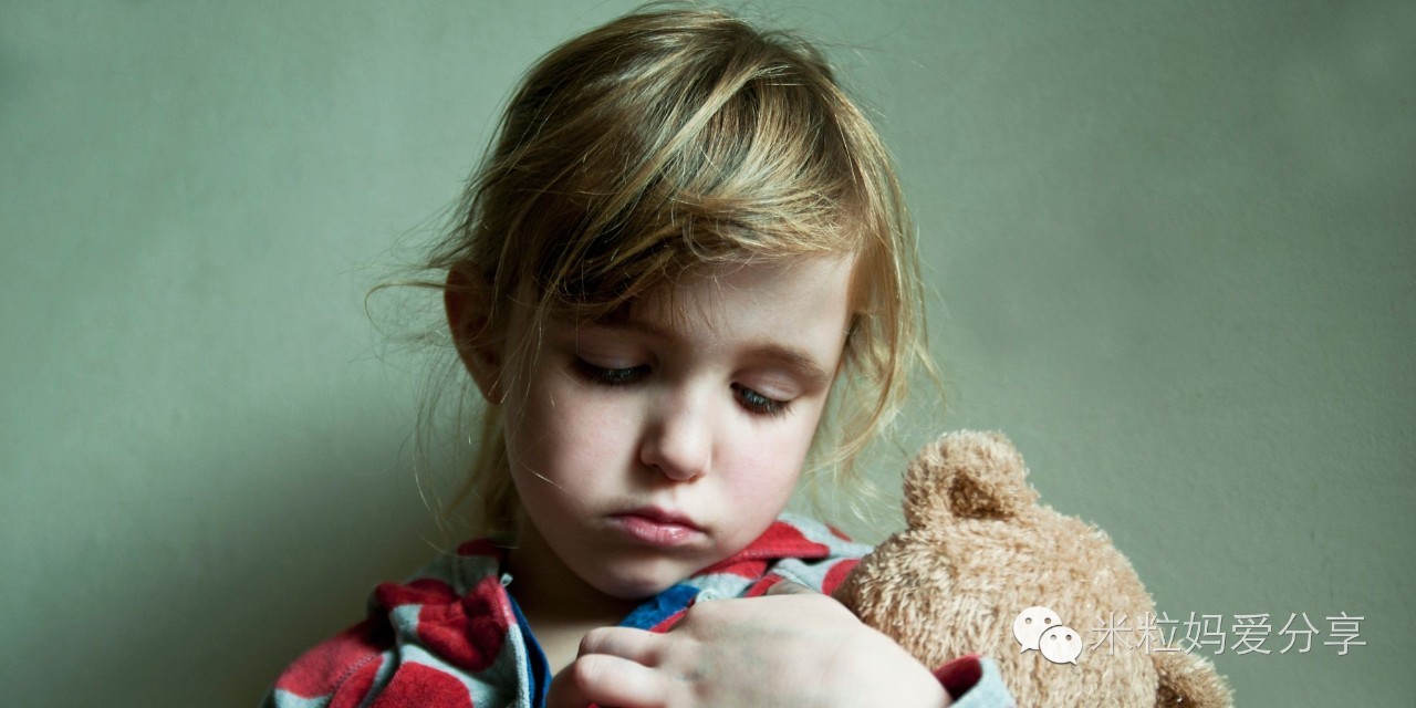 对孩子的身心造成了不可逆的伤害,别用你的错误毁了孩子的一生