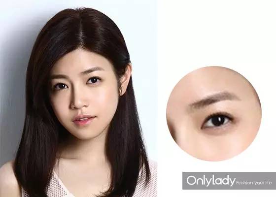 女子花4万块整容把嘴都整歪了,美国女子花76万整容