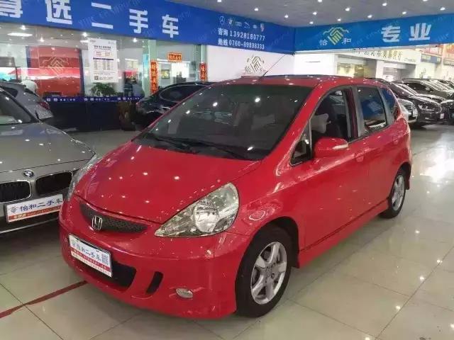 东莞飞度2008款1.5自动炫酷运动版,2008年款飞度1.3自动舒适版