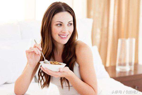 papi酱的18岁和30岁对比,papi酱跟网红对比