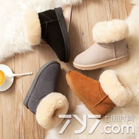 雪地靴有黑色的霉点怎么清洗,雪地靴泛黄清洗小妙招