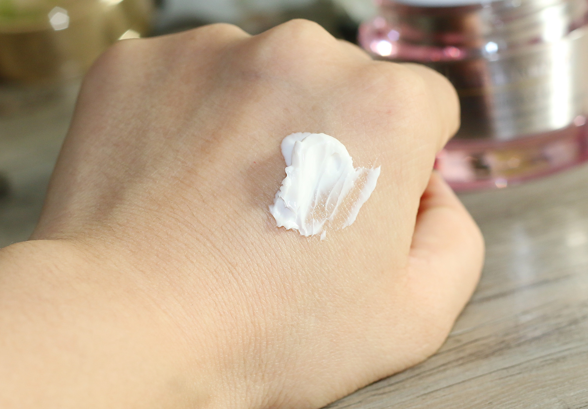 雅诗兰黛特润精油柔肤霜,雅诗兰黛弹性紧实特润柔肤霜