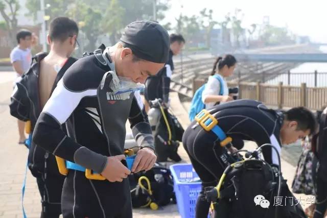 特色课程游泳课内容,隐藏的体育课