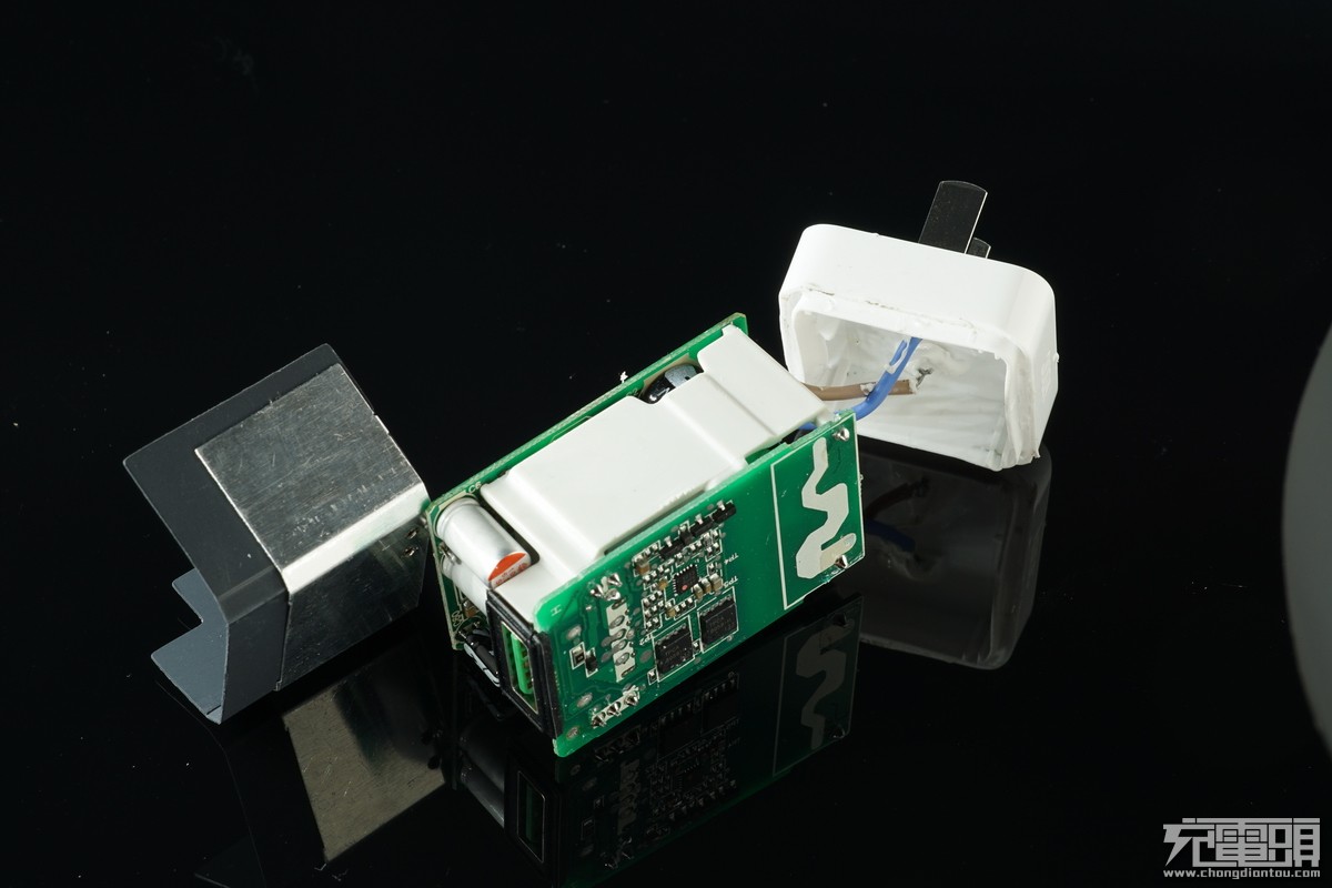 oppo20wvooc闪充拆解,谁是李鬼