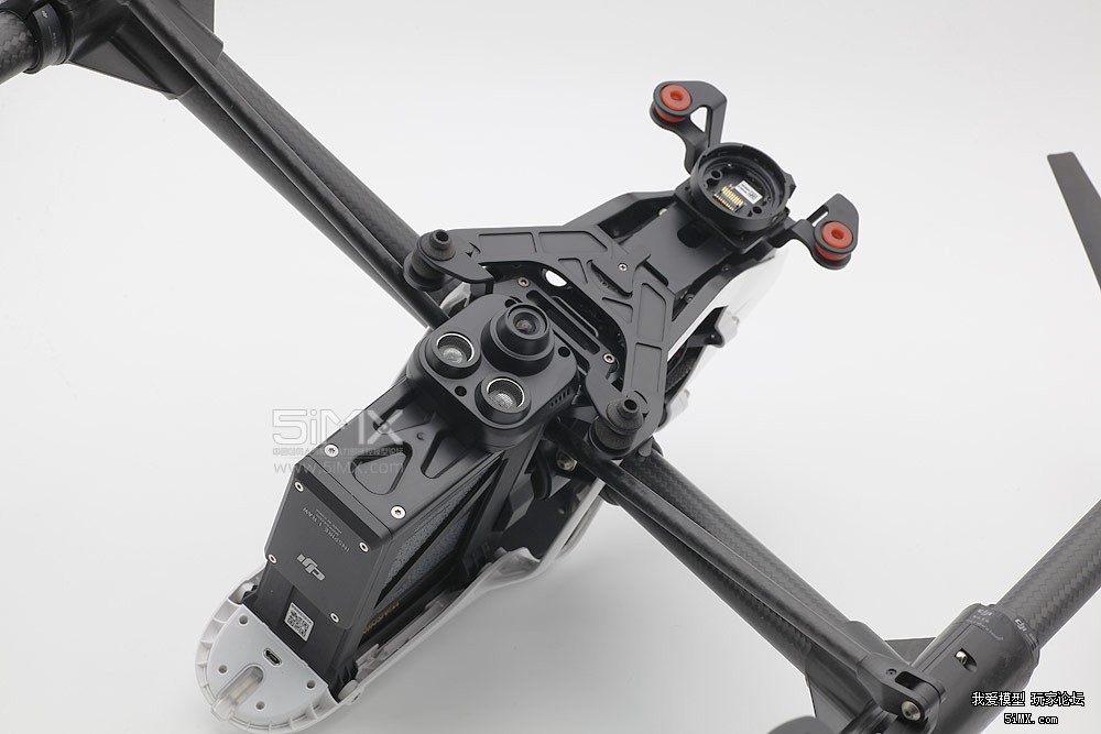 大疆悟inspire2和大疆御2哪个好,大疆悟inspire2怎么样