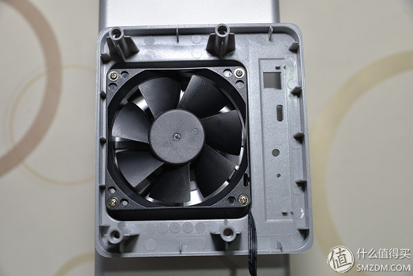 磁盘阵列硬盘盒拆解,阵列硬盘盒怎么安装