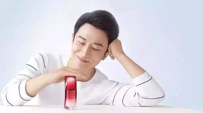 各个年龄阶段适合的护肤品品牌,日本年轻女性用什么化妆品好