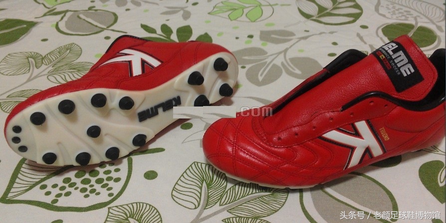 西班牙足球鞋便宜,西班牙足球鞋怎么样