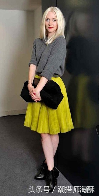 其实灰色不算百搭色,比黑白灰更百搭的6种超级百搭色