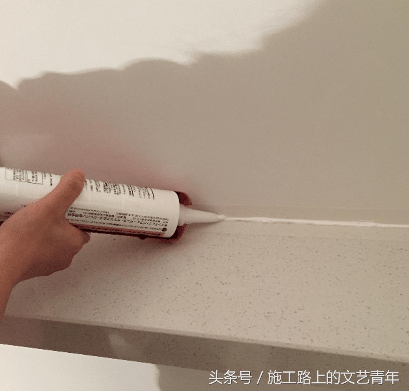 橱柜上面要不要打玻璃胶,橱柜台面要不要打玻璃胶