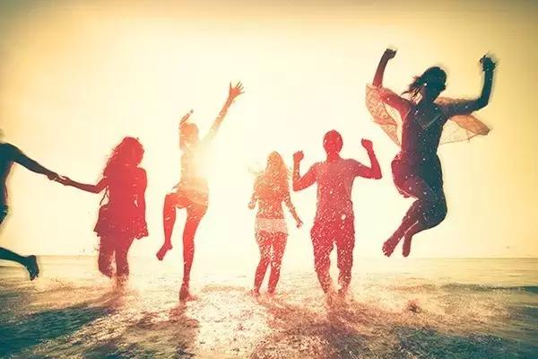 27岁什么都没有经历过,谁没有过十九二十岁的样子