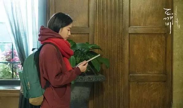 孔侑李东旭同居撒糖！韩剧《鬼怪》除了阴差鬼怪，还有刘德华