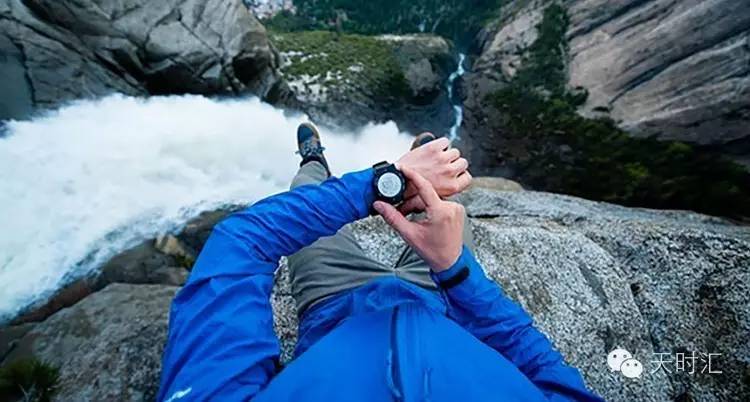 詹姆斯邦德戴的什么表,聊聊詹姆斯邦德电影里的腕表