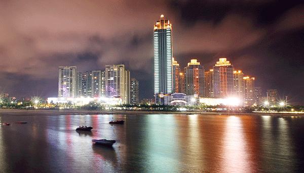 积极发展品牌产业,积极发展电商新业态