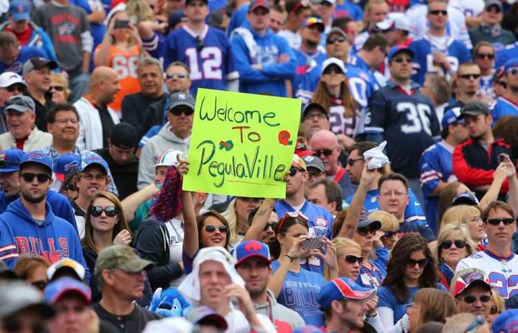 布法罗女皇：金-佩古拉