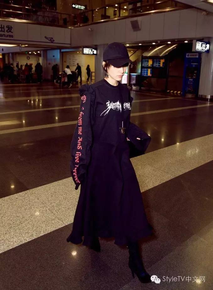 百搭卫衣穿出彩，一点都不难！