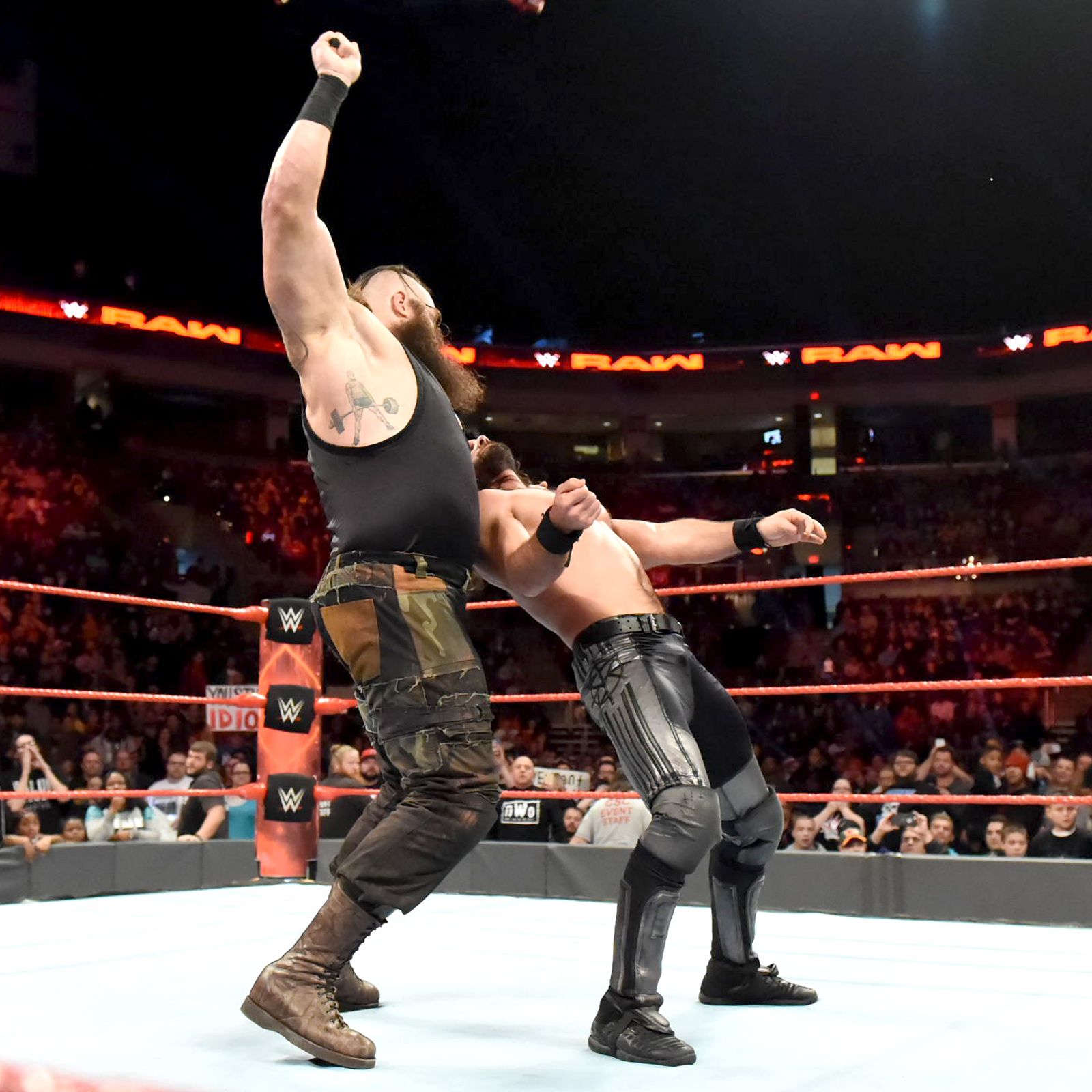 莱贝克wwe大招叫什么,莱贝克stupid