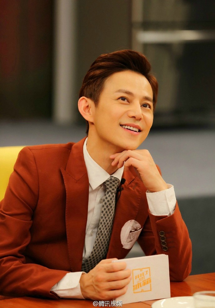 无尽天灯鹿晗李易峰赵丽颖,金鸡奖李易峰赵丽颖同台