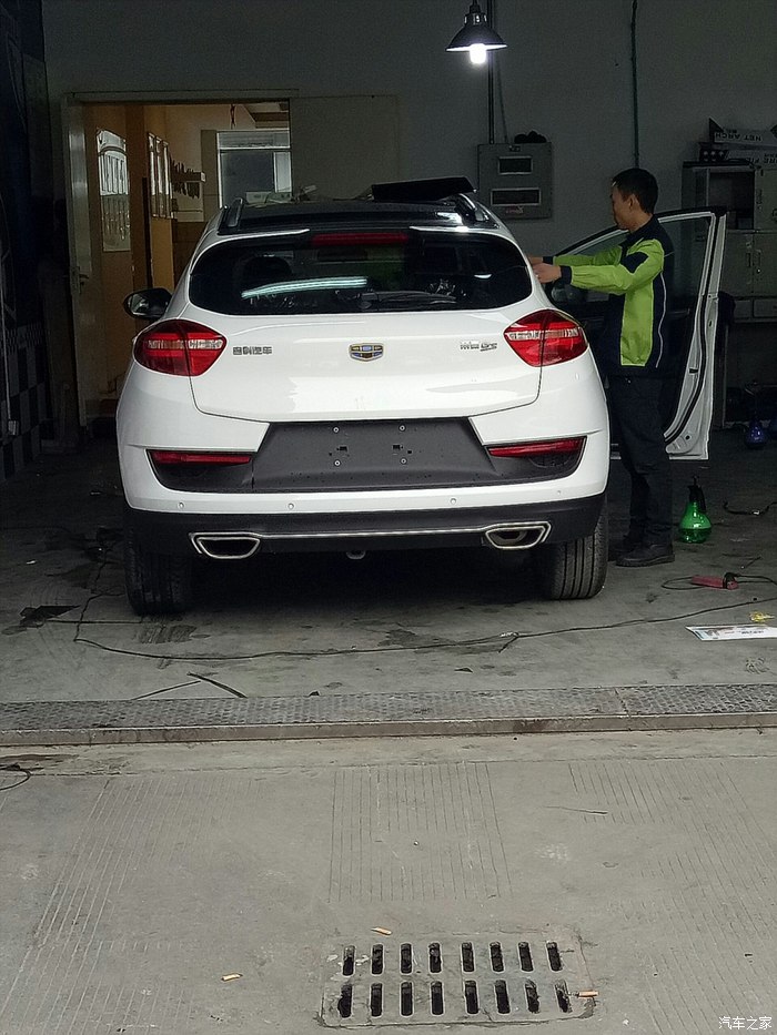 帝豪gs1.3自动领尚版图片,帝豪gs1.8和1.3t怎么选择