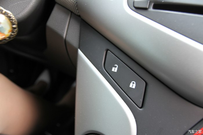 科鲁兹1.6手动天地版,科鲁兹1.6两厢车主真实感受