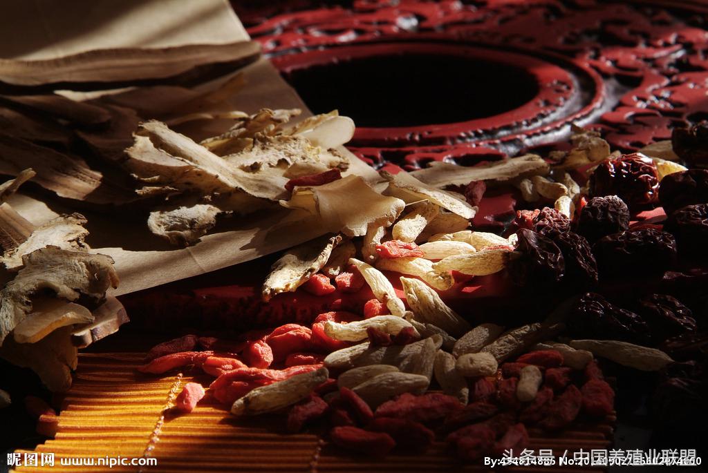 治鸡病一般用什么中药,鸡病防治鸡药常用组方