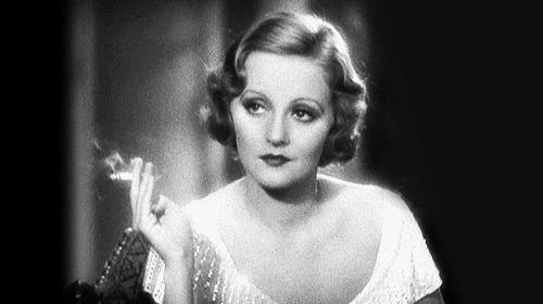 打造自己的胶囊衣橱需要什么单品,春季胶囊衣橱30件必备基础单品