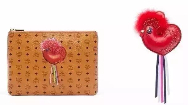 辣眼睛!Dior、Armani等大牌的鸡年限量款到底想干嘛?