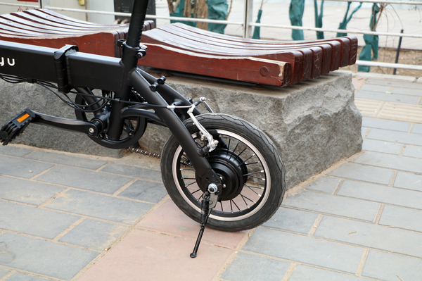 城市通勤利器摩托车,大鱼飞轮威尔