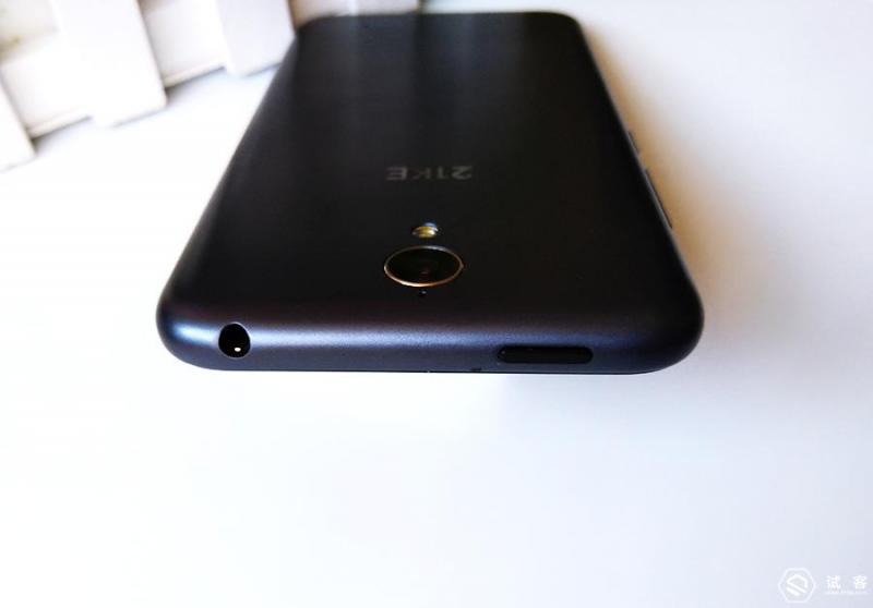 21克老年手机，老年机中的苹果手机