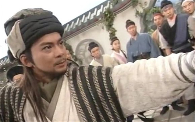 鸠摩智和乔峰哪个厉害,鸠摩智和乔峰谁厉害