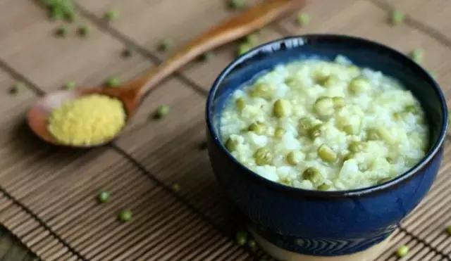 精选名中医养生药膳汤品，9个系列200多种汤方