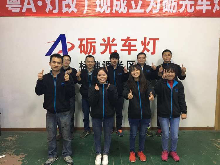 宝骏560原厂大灯广西彤明车灯,宝骏560改led双光透镜路面效果