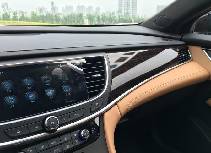 新君越最值得入手的配置,新君越2.0t跑高速真实感受