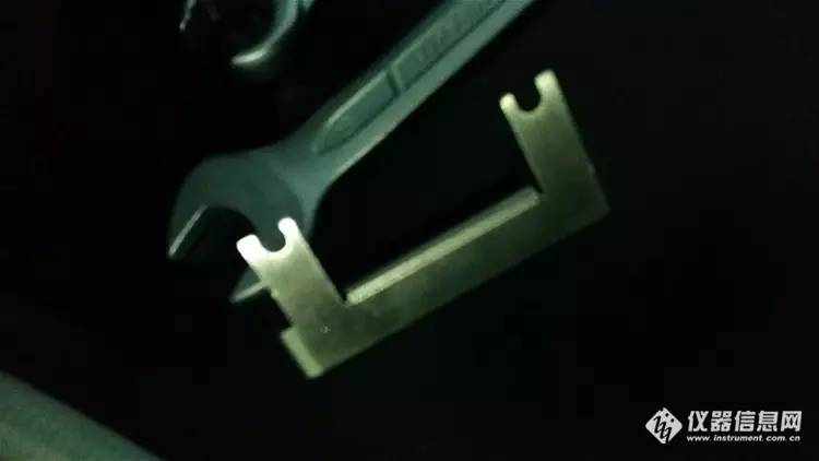 喷涂机柱塞杆密封圈更换步骤视频,怎样安装柱塞杆上密封圈