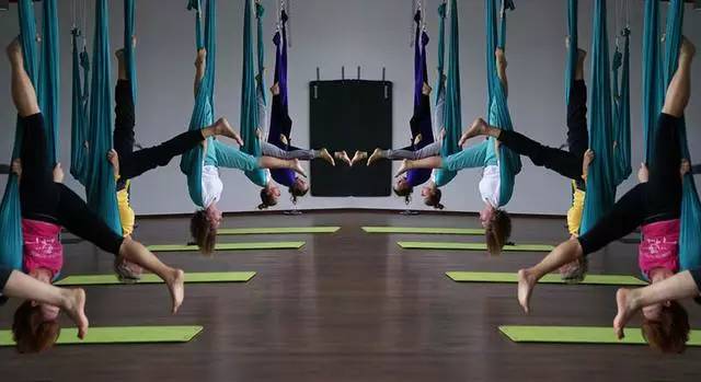 瑜伽吊绳空中瑜伽,空中瑜伽简单花样