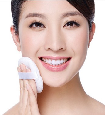 挤黑头,鼻子上挤黑头留下的大洞怎么处理