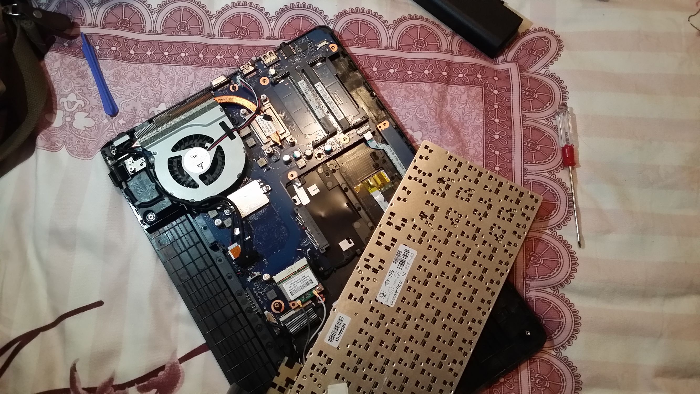 笔记本换键盘傻瓜式,自己在家如何更换笔记本键盘